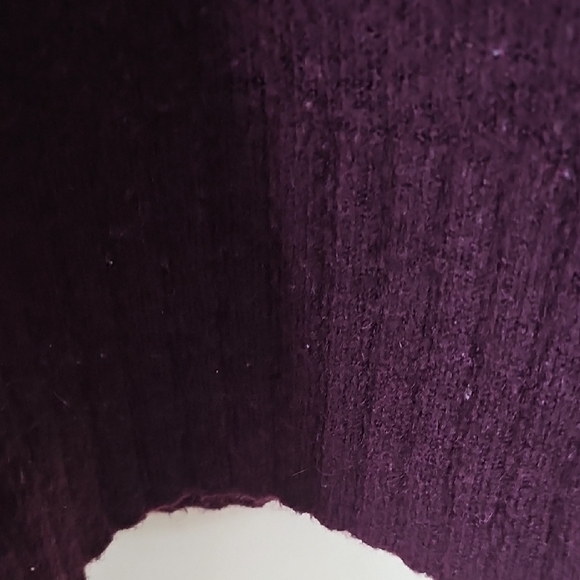 Elegant Women's Dark Purple Sweater - Picture 3 of 7